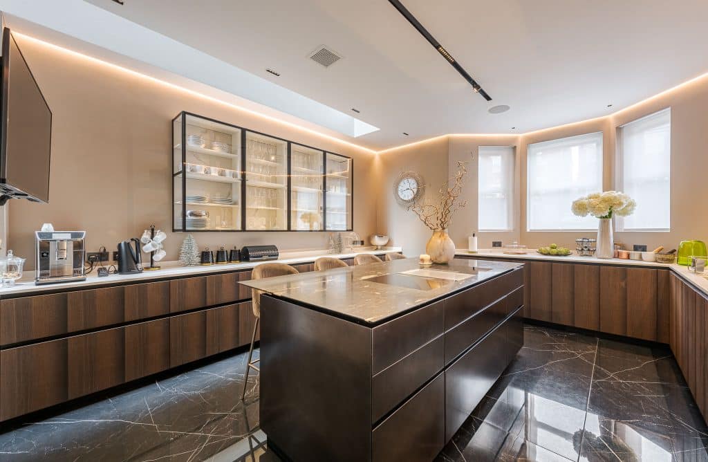 Copyright R3 Photography Ltd.