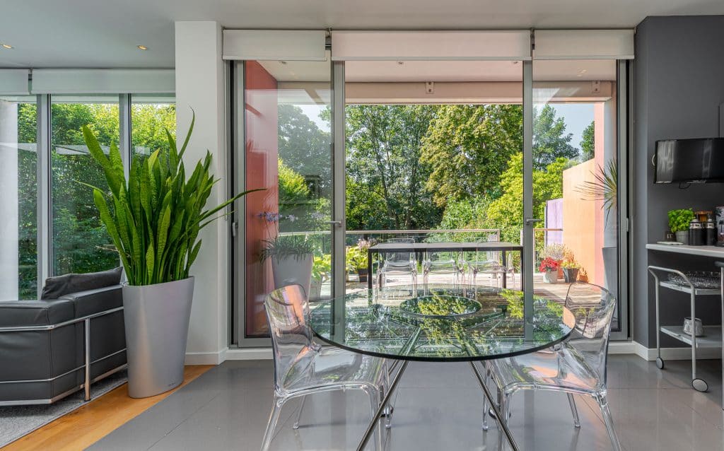 Copyright R3 Photography Ltd.