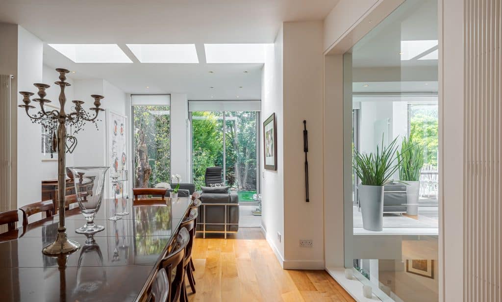 Copyright R3 Photography Ltd.