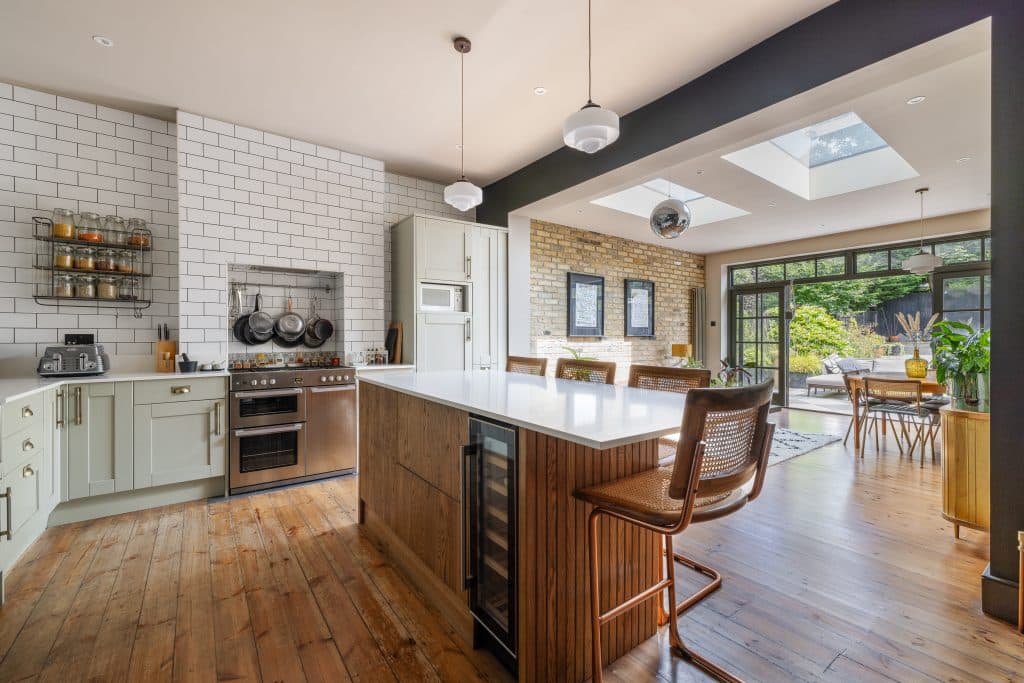 woodstock east london four bedroom location house 42WRE17-11