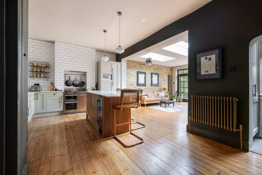 woodstock east london four bedroom location house 42WRE17-14