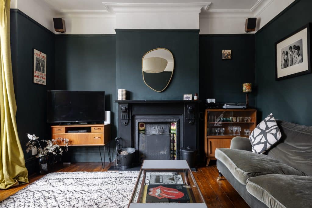 woodstock east london four bedroom location house 42WRE17-26