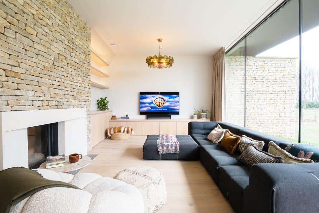 Aynhoe modern oxford shoot location Location House-01