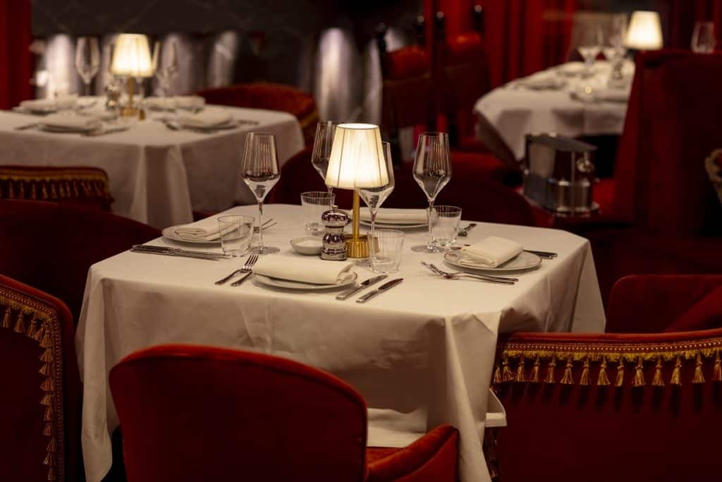 MISTRESS MAYFAIR BAR AND RESTAURANT LONDON SHOOT LOCATION Mistress_of_Mayfair_006_