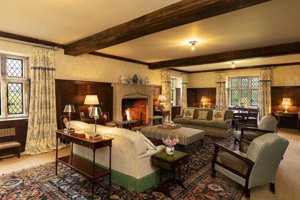Manor House shoot location in kent Knowlton Court0611