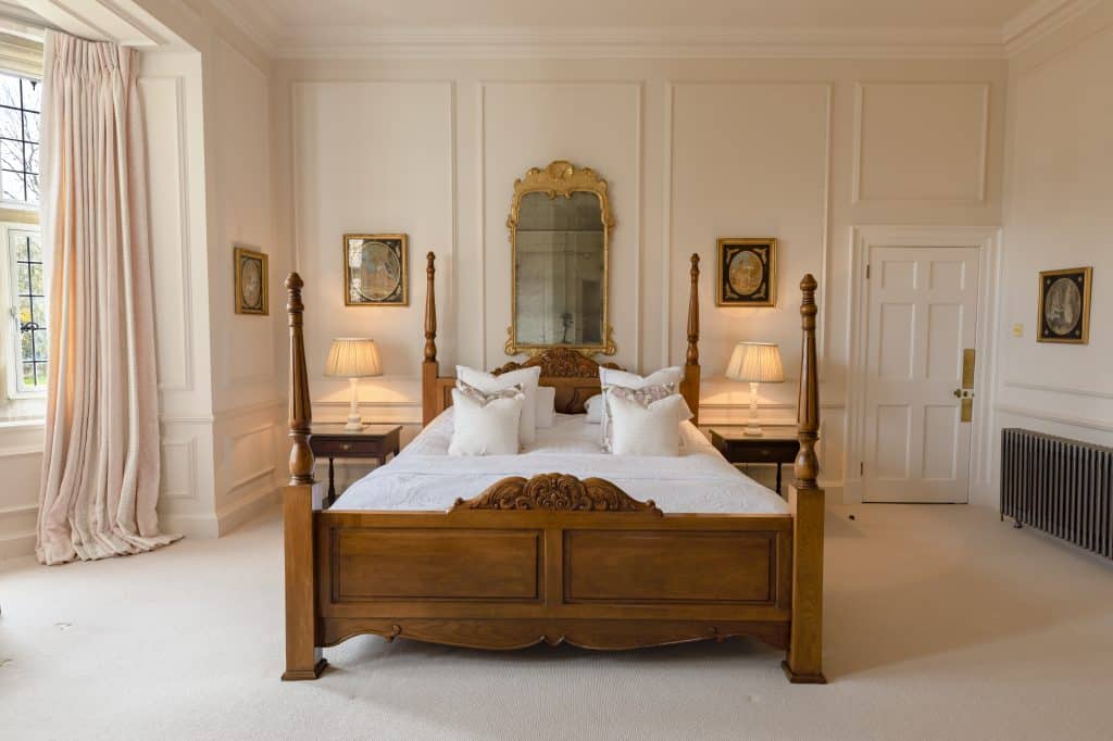 Manor House shoot location in kent Knowlton Court0874