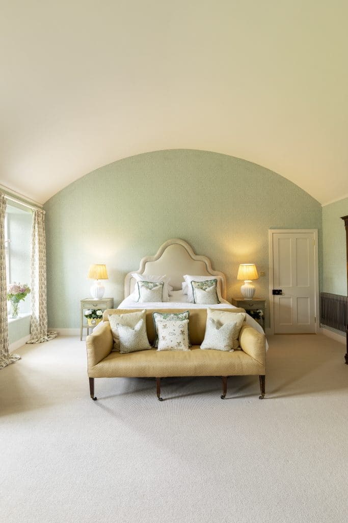 Manor House shoot location in kent Knowlton Court0926