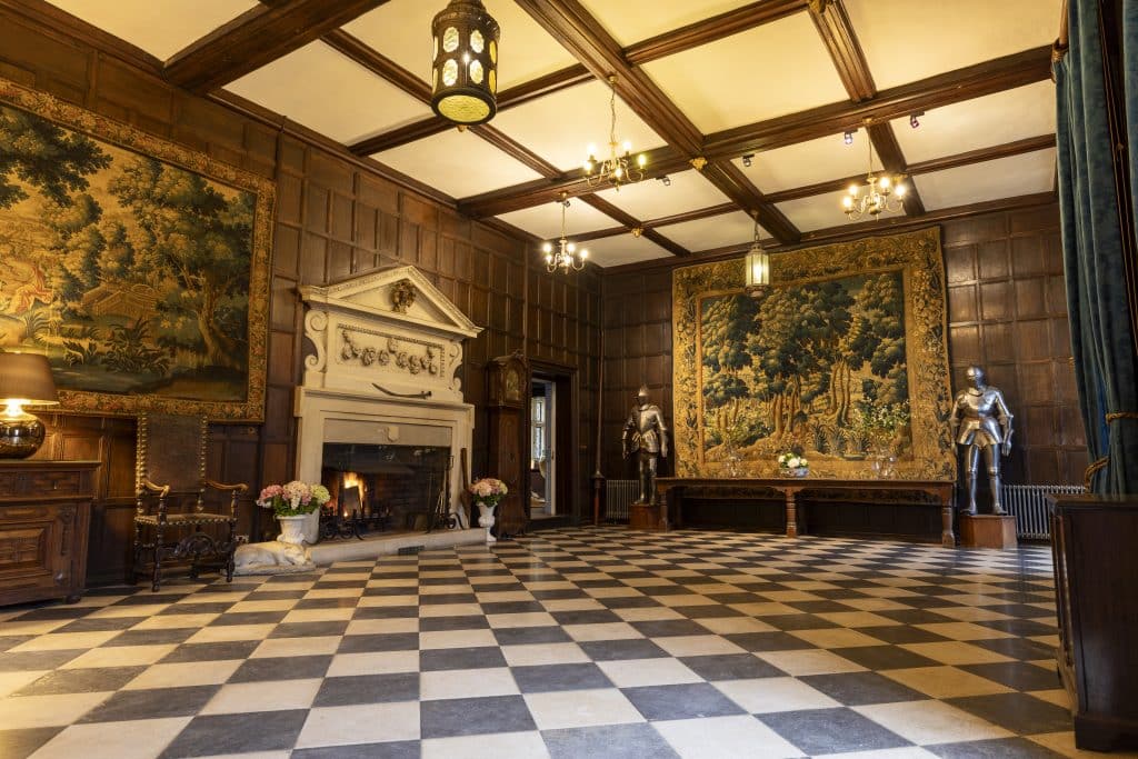 Manor House shoot location in kent Knowlton Court1109
