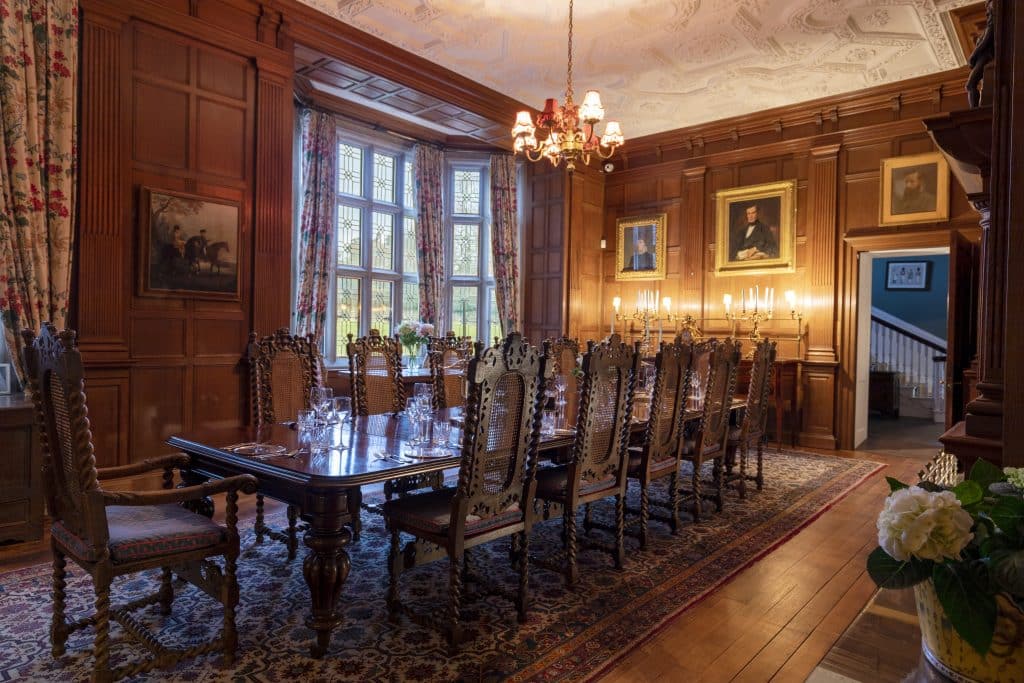Manor House shoot location in kent Knowlton Court1149