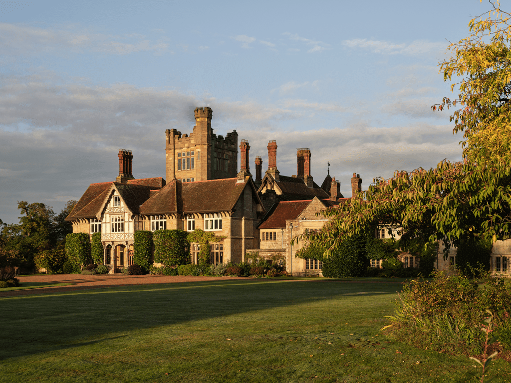 Montague Park country manor shoot location 51 Cowdray House Autumn_edit