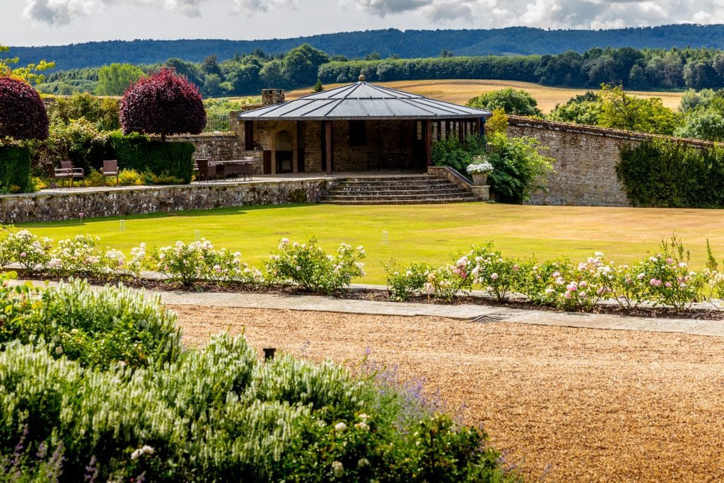 Montague Park country manor shoot location pavillion