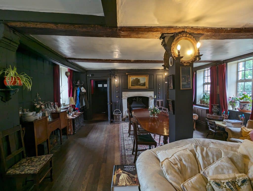 SHEPPERTON MANOR 15th century manor house SHOOT LOCATIONPXL_20240601_090851577