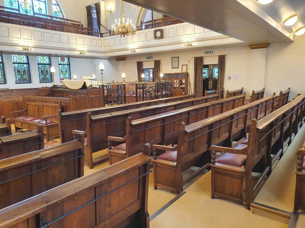 THE SYNAGOGE Spanish & Portuguese Synagogue, Holland Park shoot location 20231004_144800