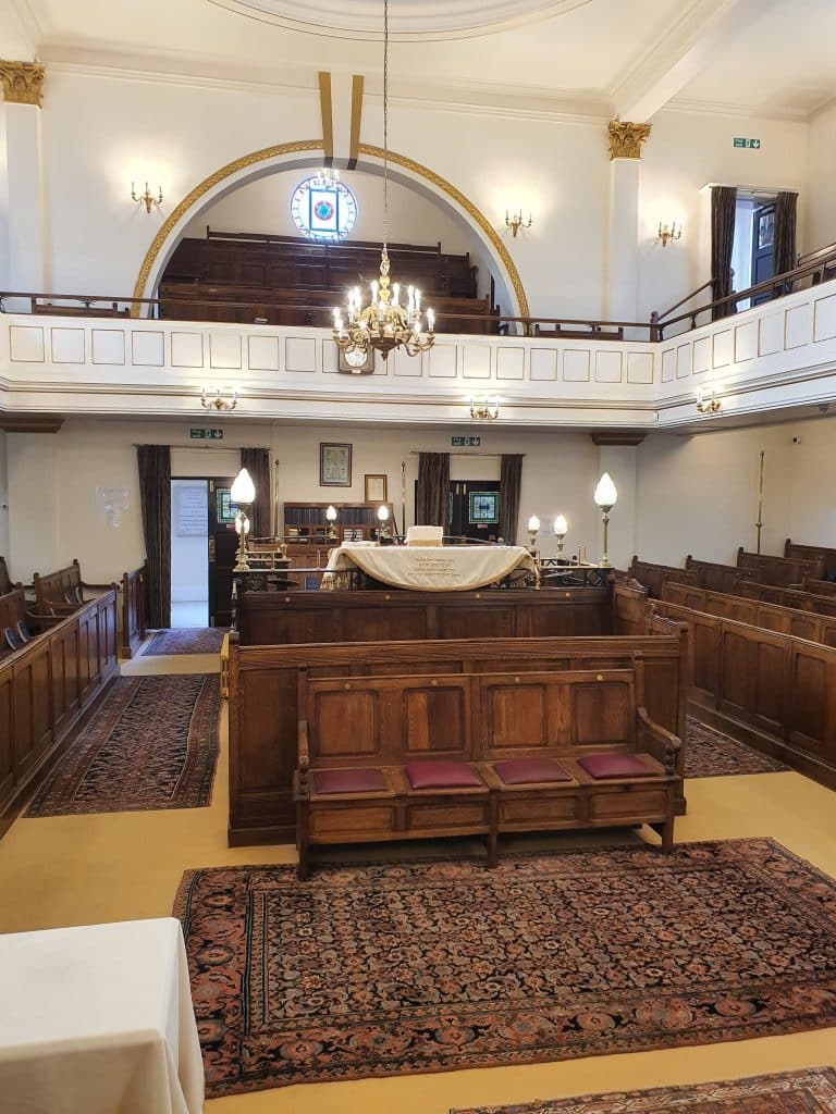 THE SYNAGOGE Spanish & Portuguese Synagogue, Holland Park shoot location 20231004_145024