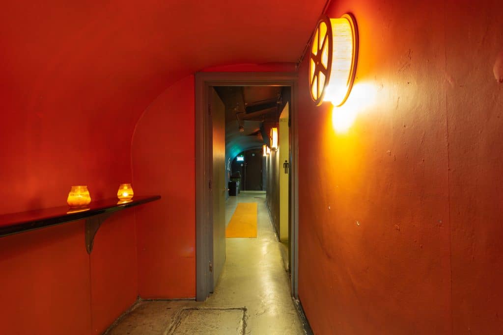 art deco cinema east london retro cinema location Rio Cinema_downstairs corridor_retouched_04