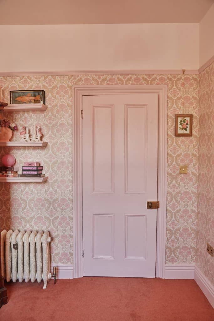 BURRAGE Woolwich victorian retro shoot location 04_Bedroom-01_16