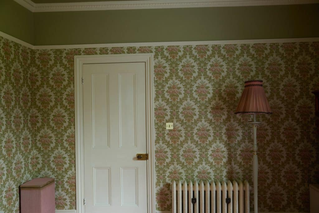 BURRAGE Woolwich victorian retro shoot location 07_Bedroom-04_08