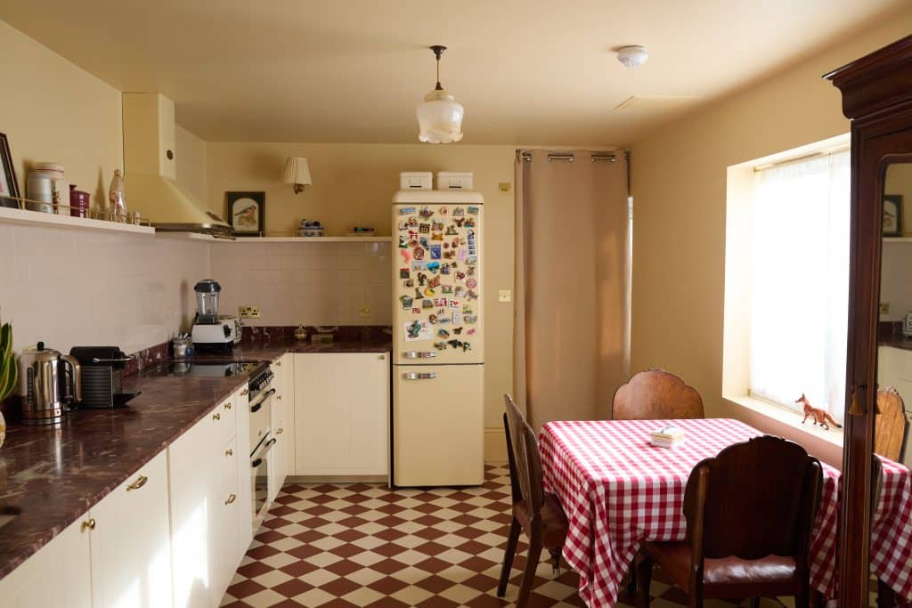 BURRAGE Woolwich victorian retro shoot location 09_Kitchen_17