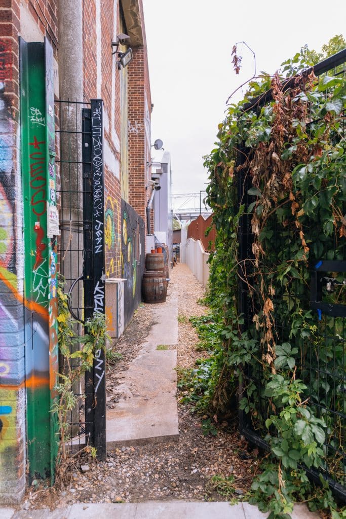 FISH WHARF EAST LONDON STUDIO SHOOT LOCATION Hackney Wick_DSC0867