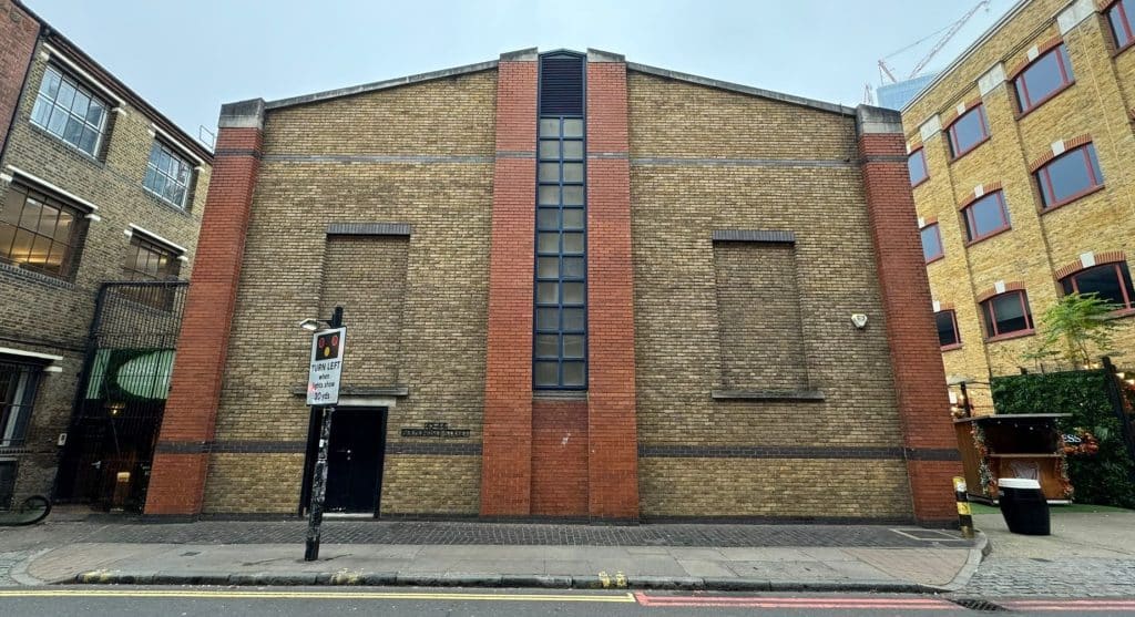 FORTY TWO south east london studio shoot location 1. ARK Loc – Forty Two Bermondsey St.