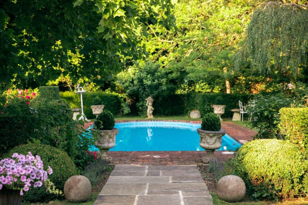 KNIGHTS HALL WINDSOR ASCOT COUNTRY SHOOT LOCATION HOUSE 43