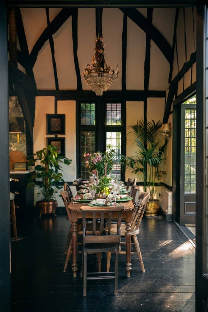 KNIGHTS HALL WINDSOR ASCOT COUNTRY SHOOT LOCATION HOUSE 5