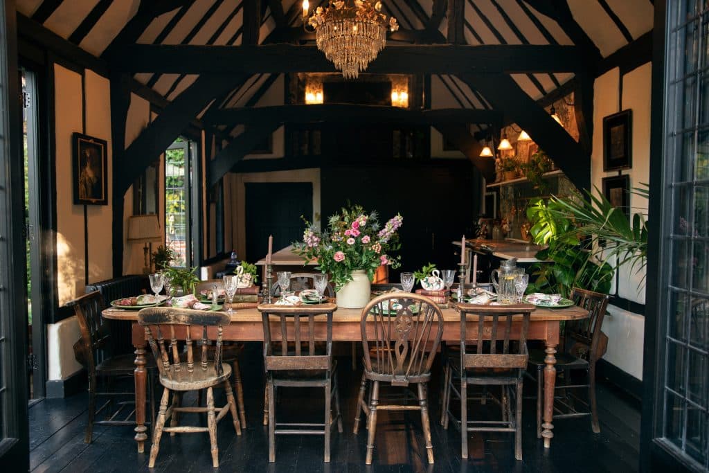 KNIGHTS HALL WINDSOR ASCOT COUNTRY SHOOT LOCATION HOUSE 7