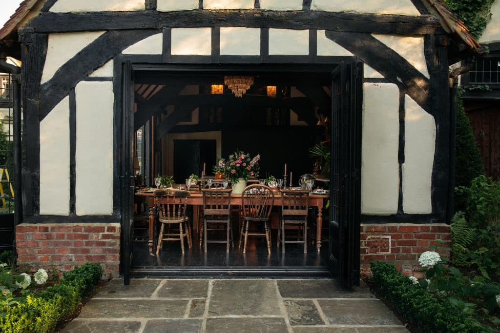 KNIGHTS HALL WINDSOR ASCOT COUNTRY SHOOT LOCATION HOUSE 8