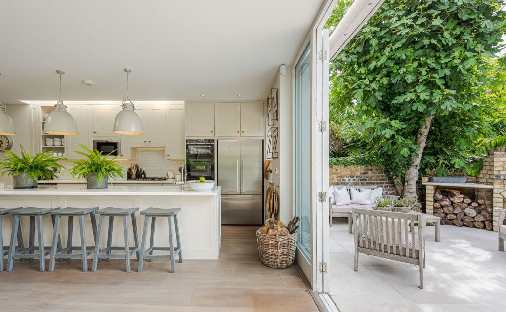 Copyright R3 Photography Ltd.