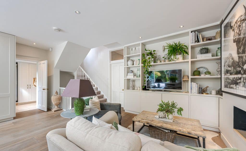 Copyright R3 Photography Ltd.