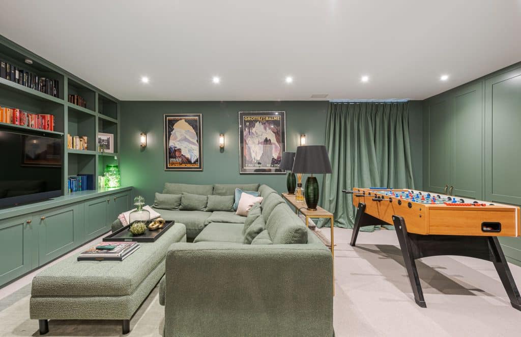 Copyright R3 Photography Ltd.