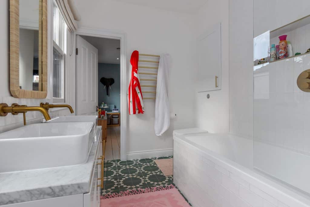 NORTH WEST LONDON EVERYDAY SHOOT LOCATION HOUSE Furness Road – ANNA-56