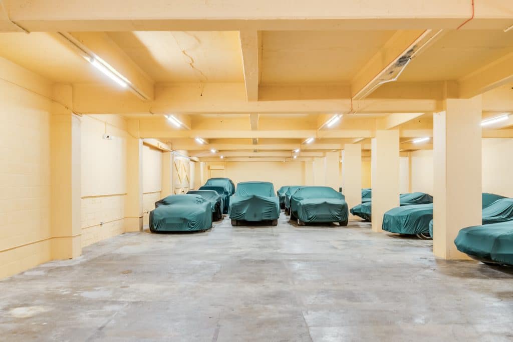 PEACH Brentford CAR SHOWROOM warehouse SHOOT LOCATIONCopy of Docks Car Storage-6