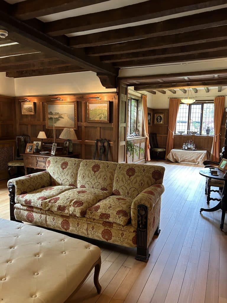 Surrey COUNTRY GRAND TRADITIONAL SHOOT LOCATION Ramster Hall small drawing room6