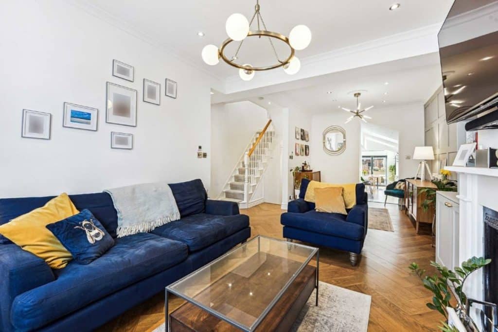 TREVELYAN SOUTH WEST LONDON EVERYDAY SHOOT LOCATION 219624_264xkvlu0nju44rcngye2aijg