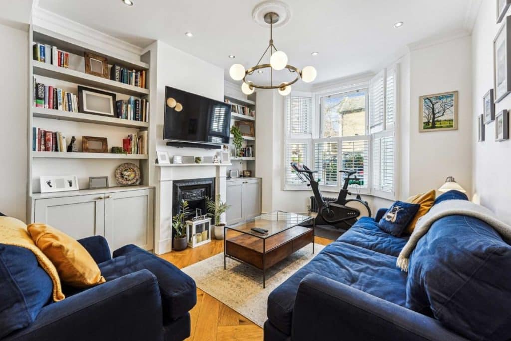 TREVELYAN SOUTH WEST LONDON EVERYDAY SHOOT LOCATION 219624_2y9bynjtjvuvtz2o6pb2ylm6f