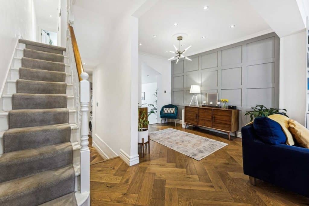 TREVELYAN SOUTH WEST LONDON EVERYDAY SHOOT LOCATION 219624_6geuud882y9lcu4q6pgaj7pga