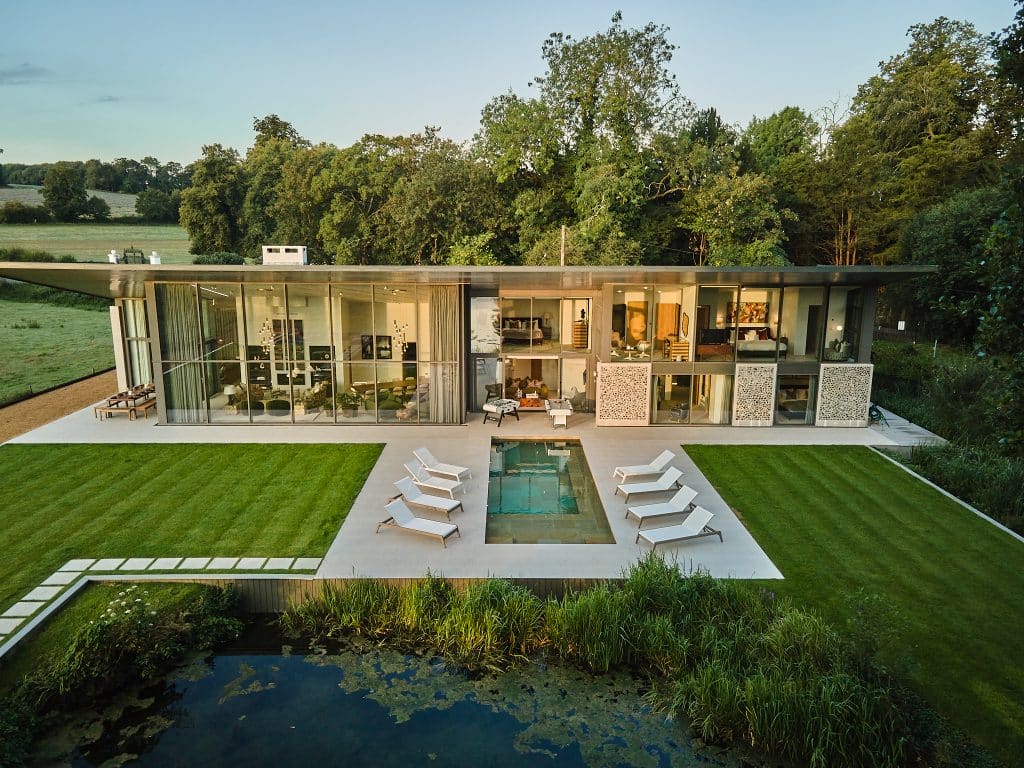 WATERSIDE RETREAT HAMPSHIRE LAKESIDE MODERN SHOOT LOCATION 23_Aug_Stillwater_WR_ 135