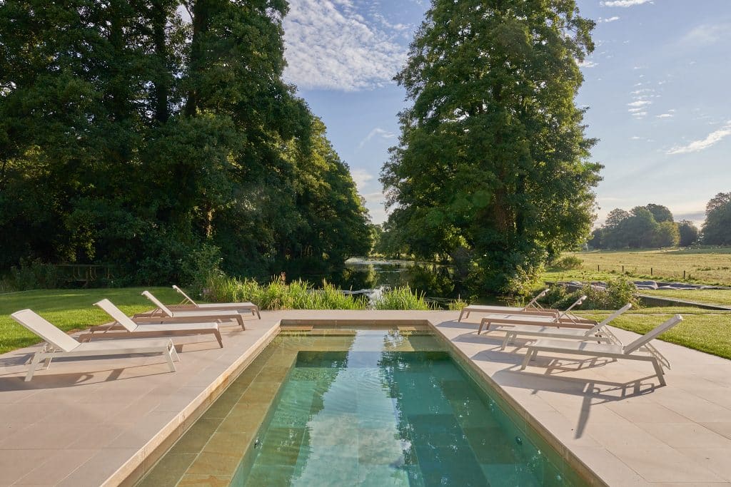 WATERSIDE RETREAT HAMPSHIRE LAKESIDE MODERN SHOOT LOCATION 23_Aug_Stillwater_WR_ 151