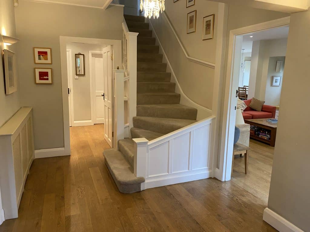 HERTFORD detached south west london everyday location house Photo 16-11-2024, 11 33 13