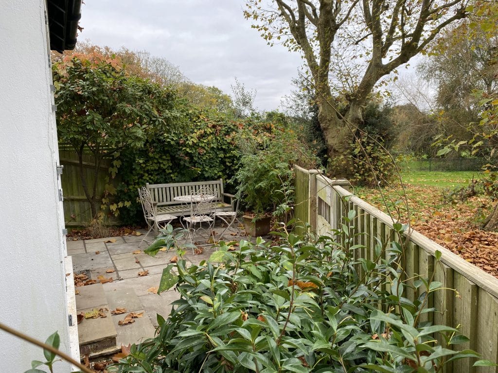 HERTFORD detached south west london everyday location house Photo 16-11-2024, 12 46 58