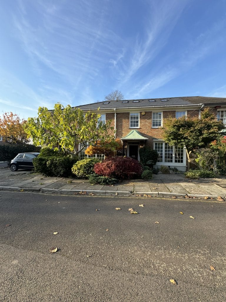 RICHMOND CLASSIC semi detached south west london shoot location IMG_3357