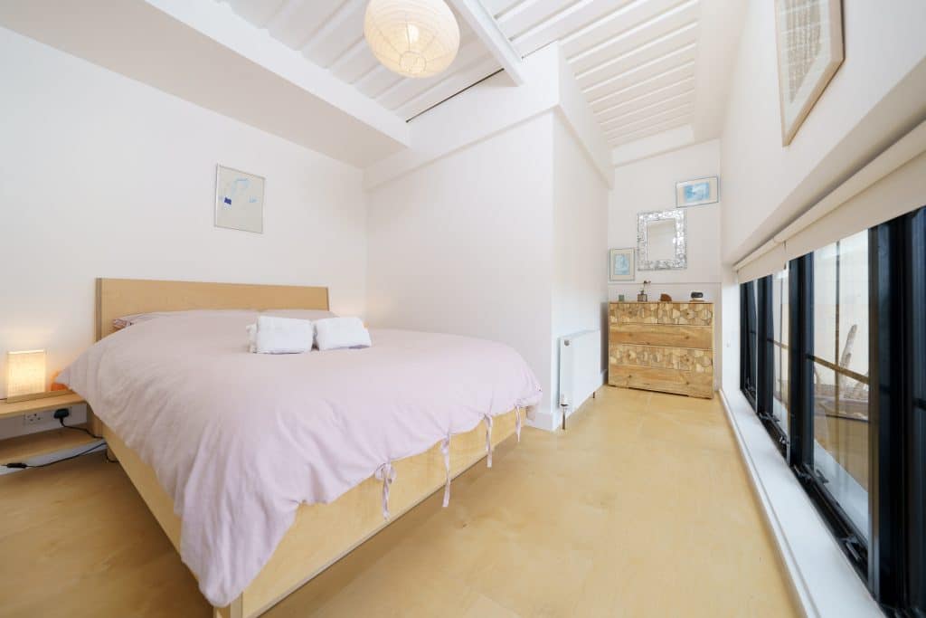 ZEN east london bright shoot location 22