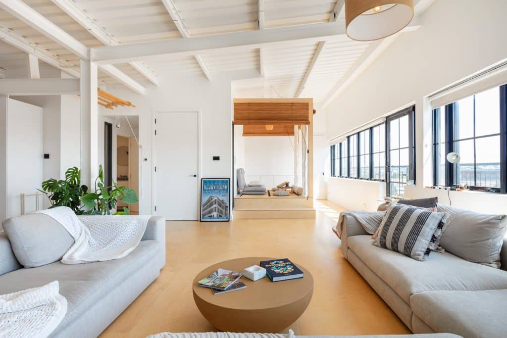 ZEN east london bright shoot location 240719-34 Dehavilland Studios-09