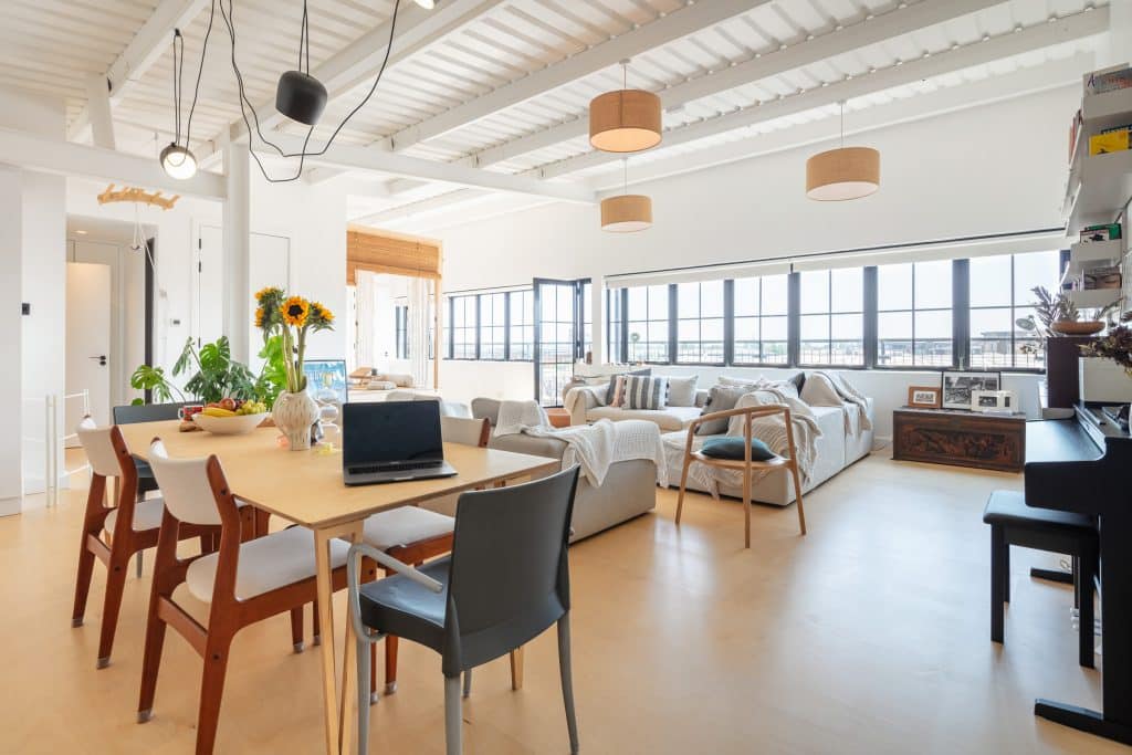 ZEN east london bright shoot location 240719-34 Dehavilland Studios-20