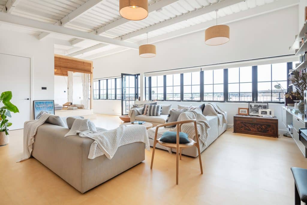 ZEN east london bright shoot location 240719-34 Dehavilland Studios-21