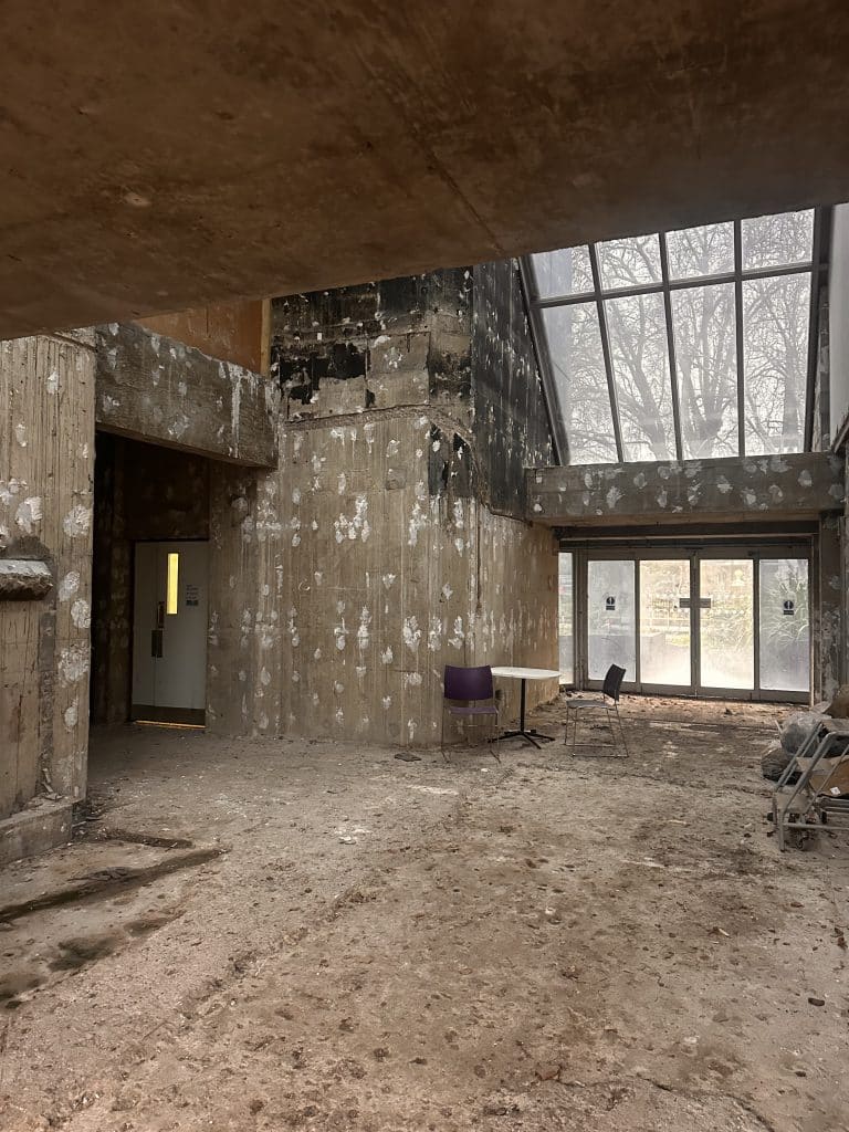 HAMMERSMITH-DERELICT-OFFICE