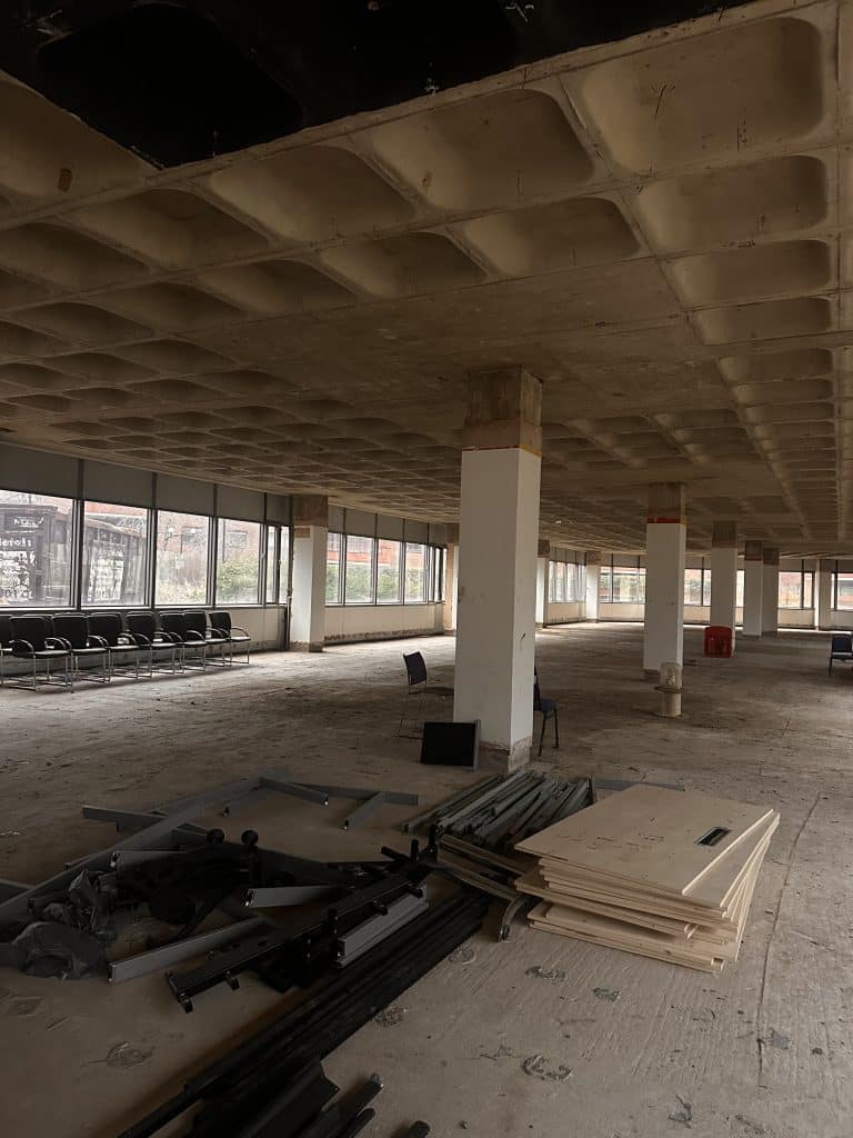 HAMMERSMITH-DERELICT-OFFICE