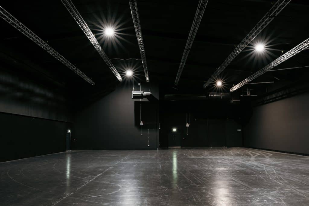 brent cross studios north west london studio shoot location 47. Troubadour x BXS 10.01.25 – www.harbinson.uk