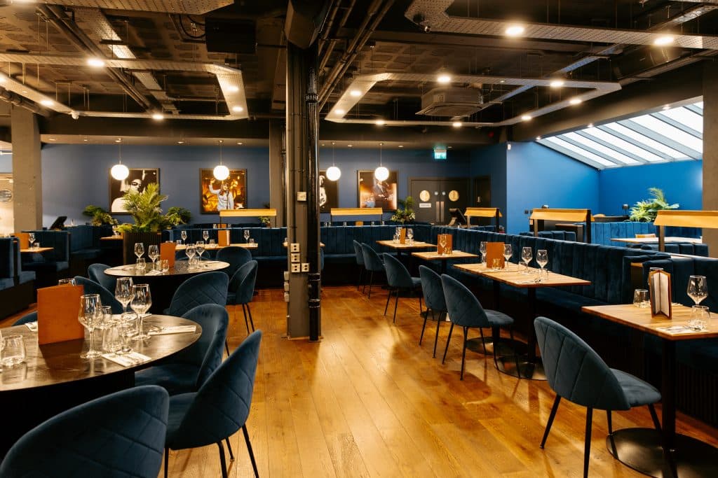 studio 5 north west london bar restaurant shoot location 30. Troubadour x Studio Five 25.10.24 – www.harbinson.uk